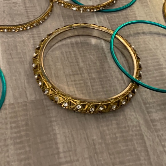 Women’s Bangles - Picture 6 of 6